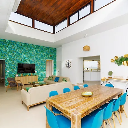 Villa Maresia By *