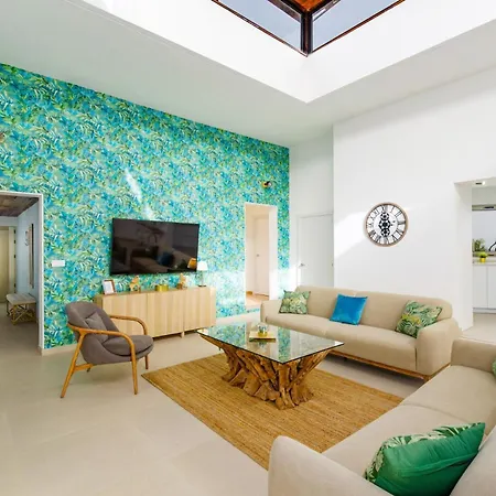 Maresia By Villa *
